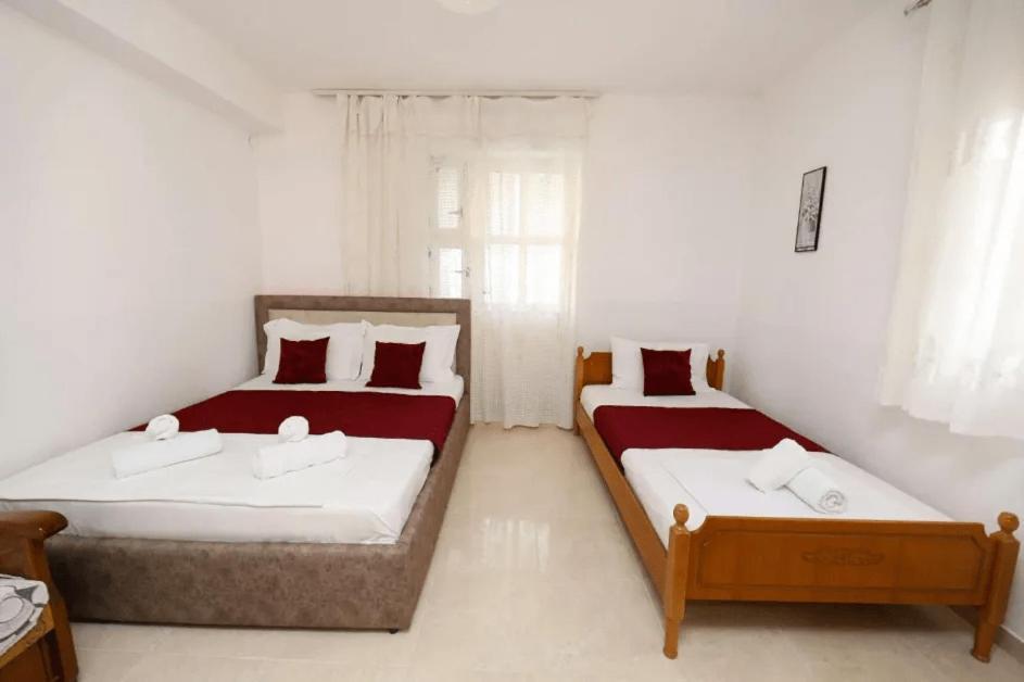 Vlorë Vila Agolli מראה חיצוני תמונה