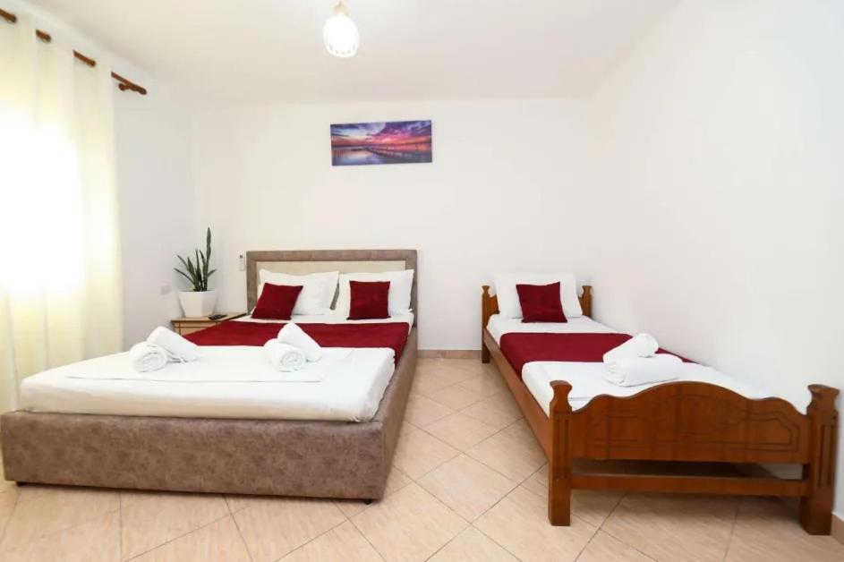 Vlorë Vila Agolli מראה חיצוני תמונה