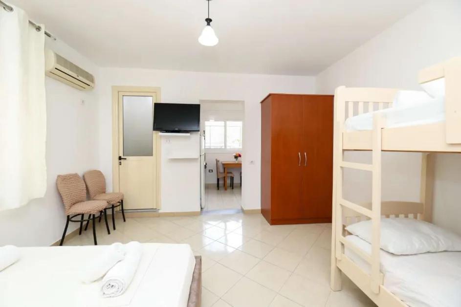 Vlorë Vila Agolli מראה חיצוני תמונה