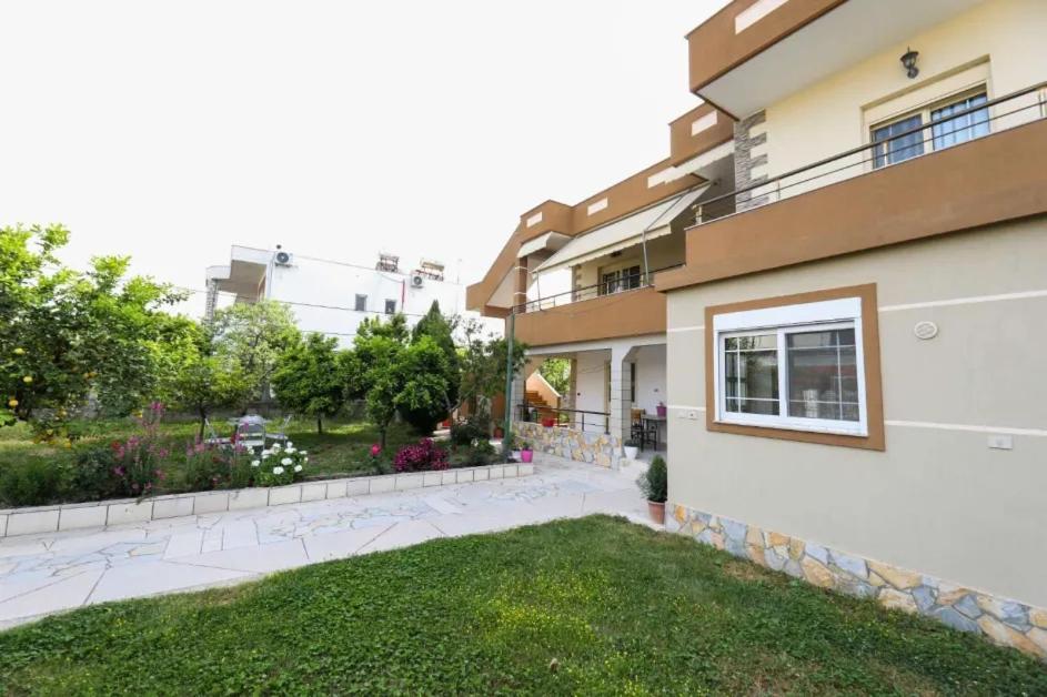 Vlorë Vila Agolli מראה חיצוני תמונה